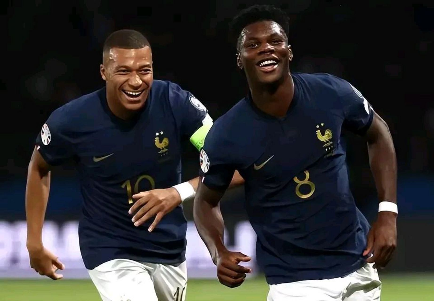 包含荷兰坐镇主场-轻松击败利比亚欧预赛豪取两连胜的词条